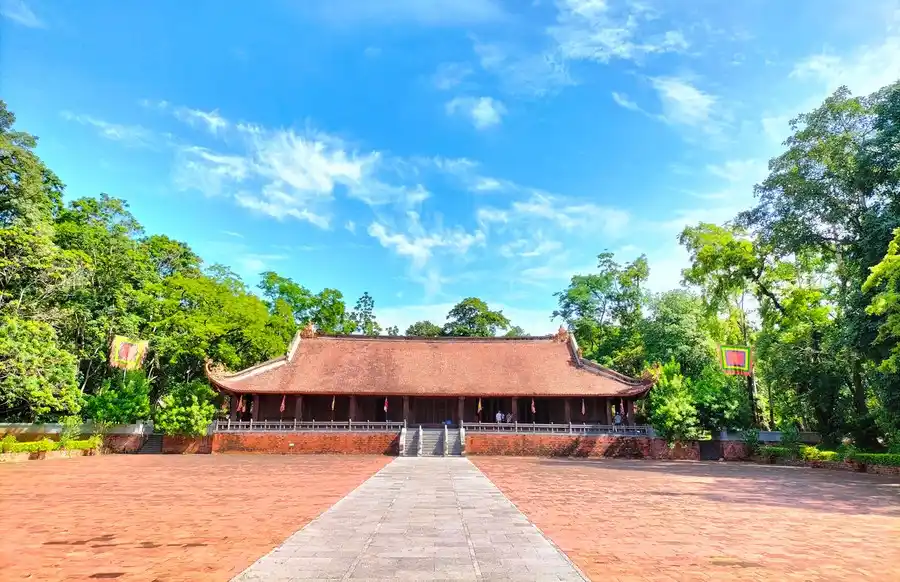 khu-di-tich-lam-kinh.webp